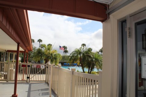 Condominio en venta en Vero Beach, Florida, 1 dormitorio, 69.68 m2 № 936791 - foto 10