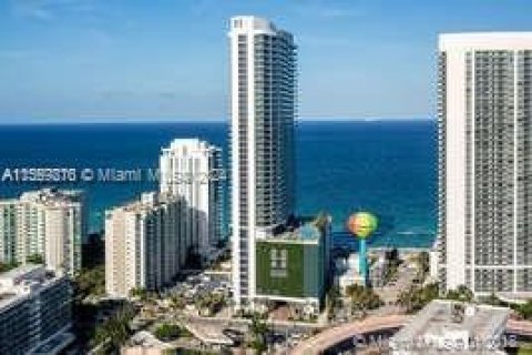 Condominio en venta en Hollywood, Florida, 1 dormitorio, 80.73 m2 № 1091443 - foto 20