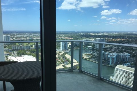 Condominio en venta en Hollywood, Florida, 1 dormitorio, 80.73 m2 № 1091443 - foto 6