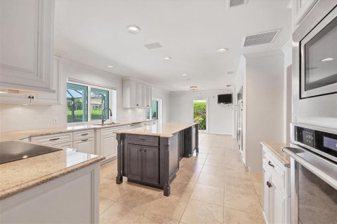 Villa ou maison à vendre à Sarasota, Floride: 4 chambres, 302.58 m2 № 1354401 - photo 11