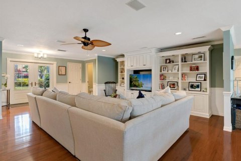 House in Sarasota, Florida 4 bedrooms, 302.58 sq.m. № 1354401 - photo 3