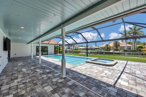 Villa ou maison à vendre à Sarasota, Floride: 4 chambres, 302.58 m2 № 1354401 - photo 28