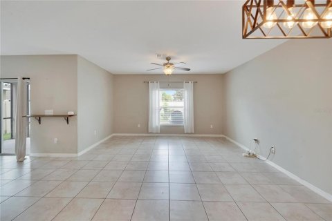 House in Wimauma, Florida 3 bedrooms, 185.43 sq.m. № 1354400 - photo 6