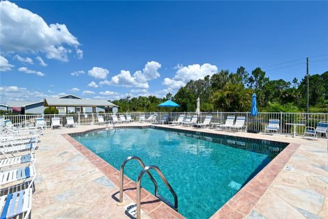 Condo in Punta Gorda, Florida, 2 bedrooms  № 1196773 - photo 26