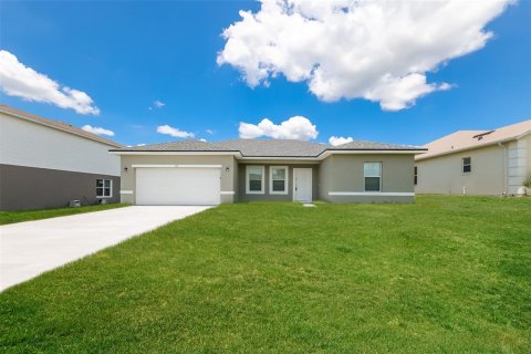 Casa en alquiler en Kissimmee, Florida, 4 dormitorios, 146.79 m2 № 1396607 - foto 1