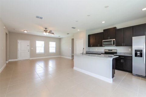 Casa en alquiler en Kissimmee, Florida, 4 dormitorios, 146.79 m2 № 1396607 - foto 5