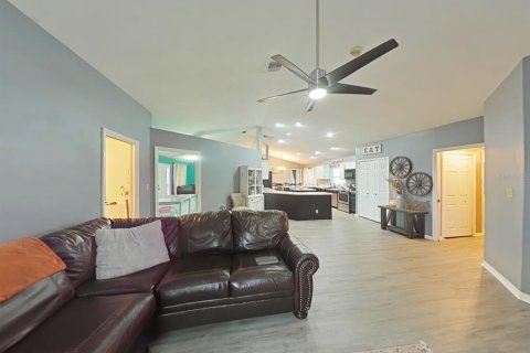 Casa en venta en Okeechobee, Florida, 4 dormitorios, 243.78 m2 № 932707 - foto 6