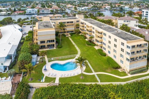 Condominio en venta en Highland Beach, Florida, 2 dormitorios, 124.86 m2 № 876519 - foto 2