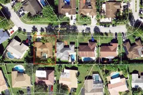 Casa en venta en Coral Springs, Florida, 4 dormitorios, 166.85 m2 № 1128097 - foto 1