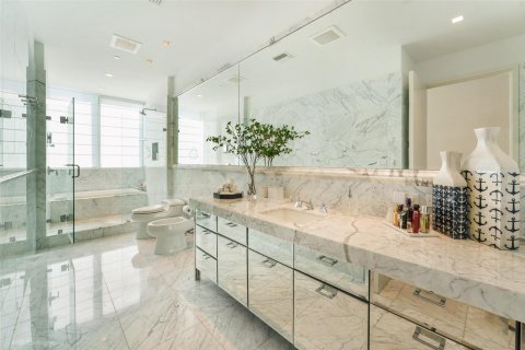 Copropriété à vendre à Sunny Isles Beach, Floride: 3 chambres, 310.29 m2 № 1128099 - photo 17