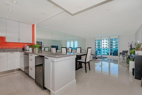 Copropriété à louer à Miami Beach, Floride: 2 chambres, 137.5 m2 № 23844 - photo 11