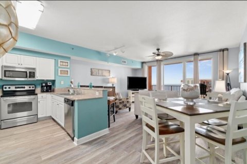 Condominio en venta en Panama City Beach, Florida, 1 dormitorio, 86.96 m2 № 560331 - foto 5