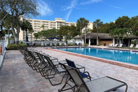 Condominio en venta en Pompano Beach, Florida, 2 dormitorios, 106.84 m2 № 966063 - foto 9