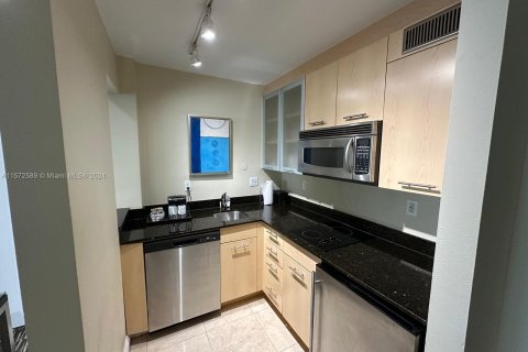 Condominio en venta en Fort Lauderdale, Florida, 1 dormitorio, 50.91 m2 № 1175883 - foto 9