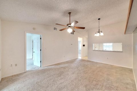 Villa ou maison à vendre à Zephyrhills, Floride: 2 chambres, 91.79 m2 № 1338212 - photo 7