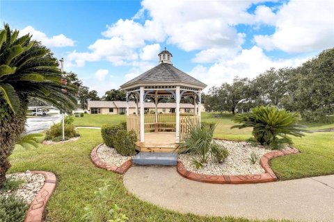 Villa ou maison à vendre à Zephyrhills, Floride: 2 chambres, 91.79 m2 № 1338212 - photo 22