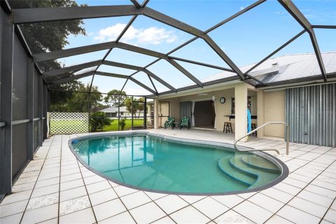 Casa en venta en Punta Gorda, Florida, 3 dormitorios, 144.46 m2 № 1339560 - foto 2