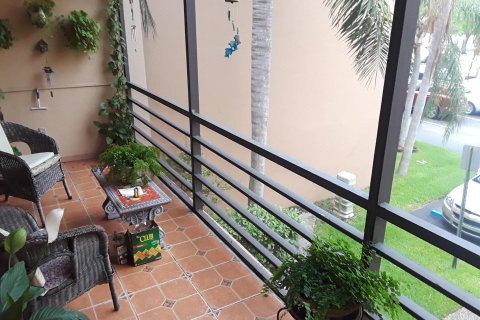 Condominio en venta en Hollywood, Florida, 2 dormitorios, 104.7 m2 № 1216216 - foto 12