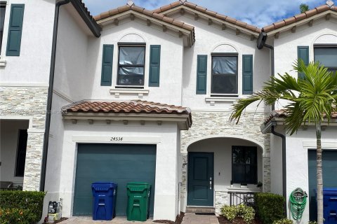 Townhouse in Homestead, Florida 3 bedrooms, 133.97 sq.m. № 1238085 - photo 1