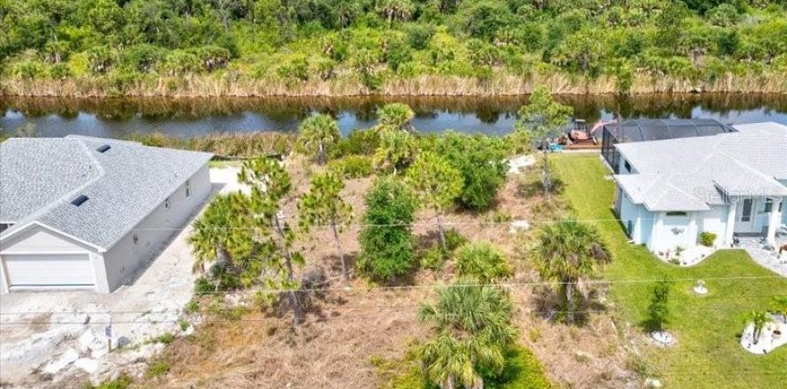 Terrain à Port Charlotte, Floride № 1194529