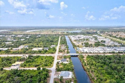 Land in Port Charlotte, Florida № 1194529 - photo 16