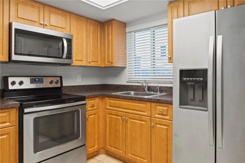 Copropriété à vendre à Bradenton, Floride: 1 chambre, 62.43 m2 № 1379252 - photo 7