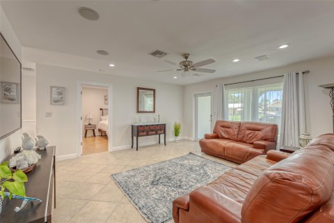 House in Fort Lauderdale, Florida 3 bedrooms, 145.86 sq.m. № 1186558 - photo 30