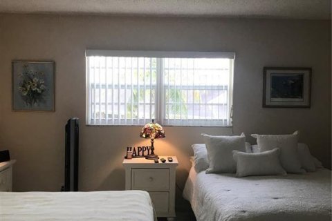 Condo in Dania Beach, Florida, 1 bedroom  № 991681 - photo 5