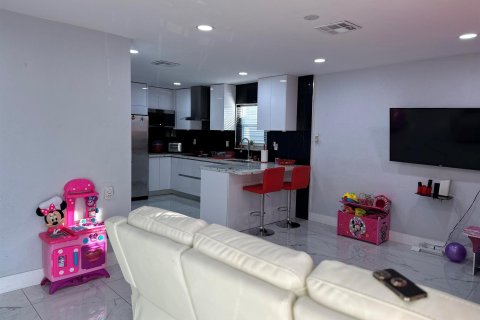 Casa en venta en West Palm Beach, Florida, 3 dormitorios, 127.28 m2 № 1209227 - foto 6