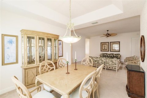 Condo in Punta Gorda, Florida, 3 bedrooms  № 424384 - photo 9