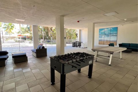 Copropriété à vendre à Sunny Isles Beach, Floride: 2 chambres, 139.82 m2 № 1127249 - photo 23