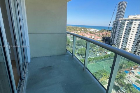 Condominio en venta en Sunny Isles Beach, Florida, 2 dormitorios, 139.82 m2 № 1127249 - foto 20