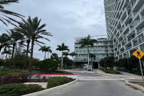 Condo in Sunrise, Florida, 2 bedrooms  № 960357 - photo 8