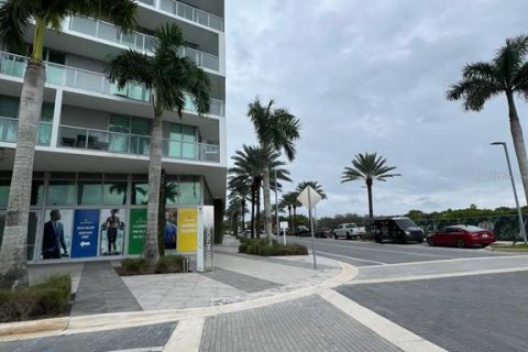 Condominio en venta en Sunrise, Florida, 2 dormitorios, 91.97 m2 № 960357 - foto 9