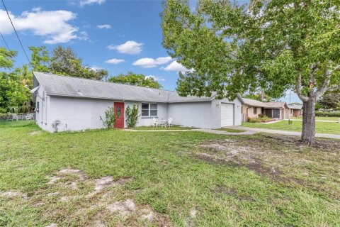 Casa en venta en Hudson, Florida, 3 dormitorios, 107.3 m2 № 1347000 - foto 2