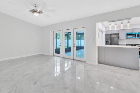 Villa ou maison à vendre à Palm Harbor, Floride: 3 chambres, 137.96 m2 № 1351129 - photo 8