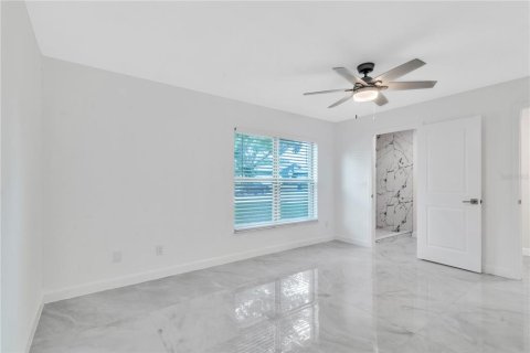 Casa en venta en Palm Harbor, Florida, 3 dormitorios, 137.96 m2 № 1351129 - foto 12