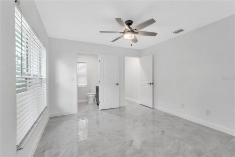 Casa en venta en Palm Harbor, Florida, 3 dormitorios, 137.96 m2 № 1351129 - foto 13