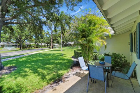 Townhouse in Palm Beach Gardens, Florida 2 bedrooms, 105.44 sq.m. № 1186901 - photo 22