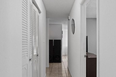 Casa en venta en Lauderhill, Florida, 3 dormitorios, 137.77 m2 № 1186900 - foto 13