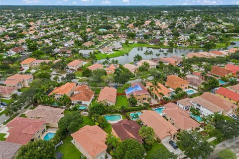 Villa ou maison à vendre à Davie, Floride: 4 chambres, 235.41 m2 № 1332084 - photo 15