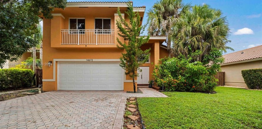 Villa ou maison à Davie, Floride 4 chambres, 235.41 m2 № 1332084