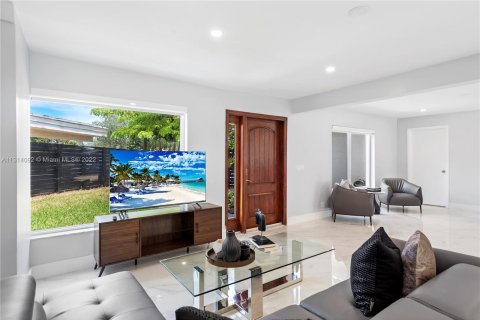 Casa en venta en Fort Lauderdale, Florida, 5 dormitorios, 232.26 m2 № 186191 - foto 6