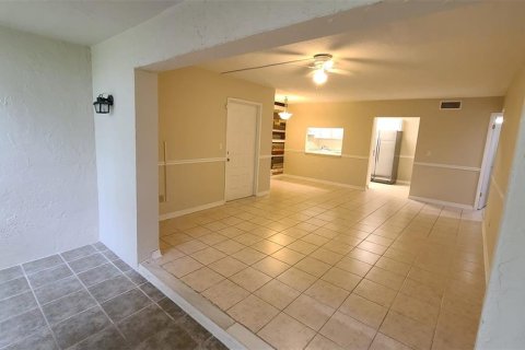 Copropriété à vendre à Orlando, Floride: 2 chambres, 104.61 m2 № 1353386 - photo 3