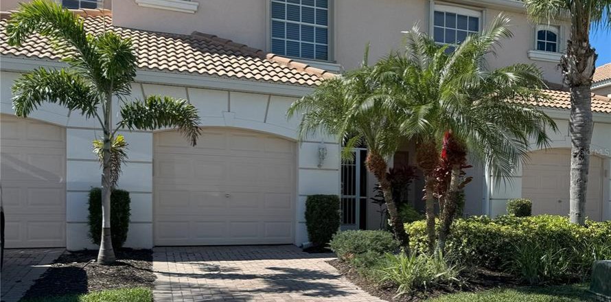 Townhouse in Cape Coral, Florida 2 bedrooms, 133.13 sq.m. № 1353387