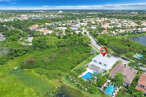 Villa ou maison à vendre à Miramar, Floride: 4 chambres, 332.5 m2 № 1386232 - photo 5