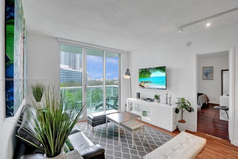 Copropriété à vendre à Hollywood, Floride: 2 chambres, 109.25 m2 № 1385800 - photo 5