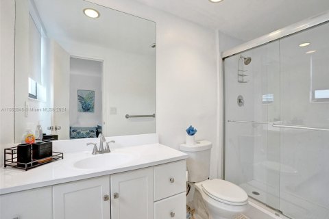 Condominio en venta en Hollywood, Florida, 2 dormitorios, 109.25 m2 № 1385800 - foto 26