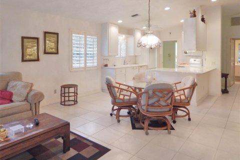 Villa ou maison à vendre à Hobe Sound, Floride: 2 chambres, 141.77 m2 № 998495 - photo 17