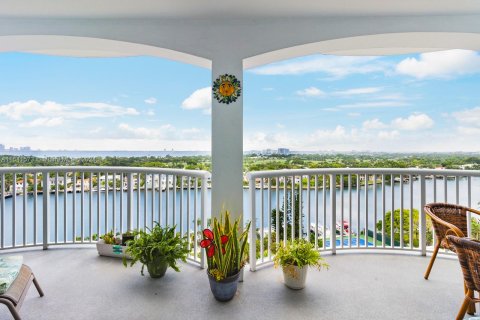 Copropriété à vendre à Miami Beach, Floride: 52.95 m2 № 1327468 - photo 3